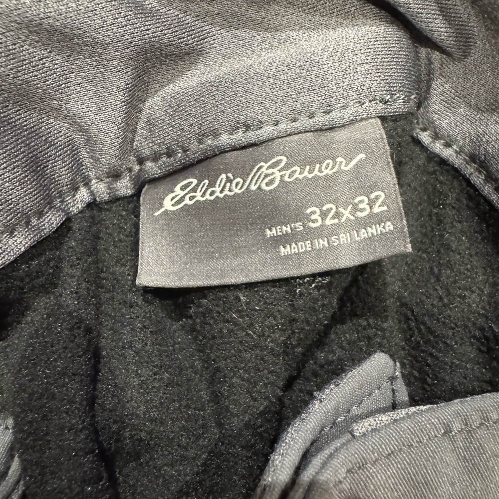 Mens tech - travel pants, various styles/sizes Wrangler, Eddie Bauer - Picture 9 of 10